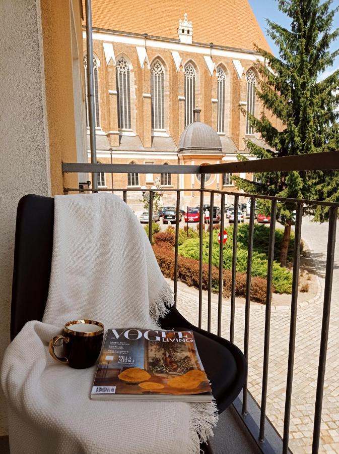 Apartament Home Mi Nysa Kültér fotó